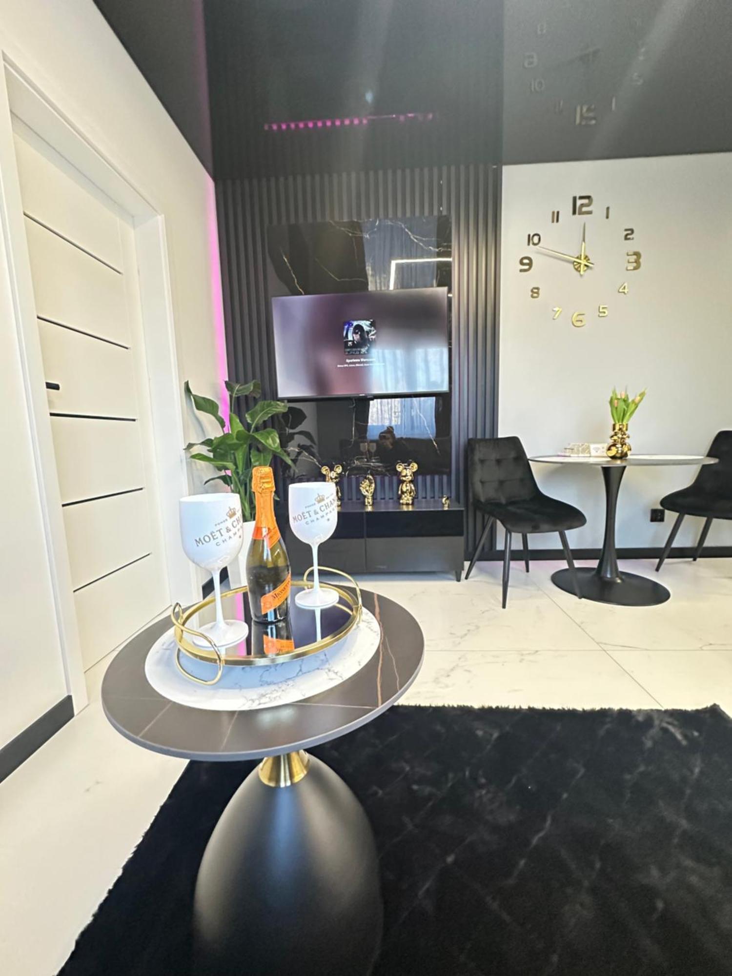 Luxe Z Bezplatnym Parkingiem Podziemnym Apartment *